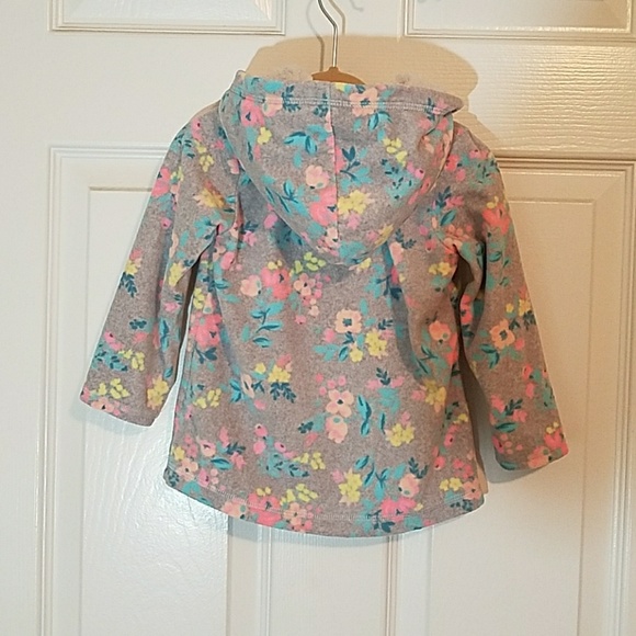 Top - Picture 2 of 2